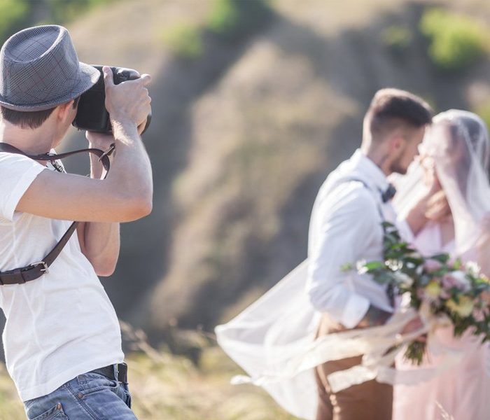 8 Dicas para Contratar o Melhor Fotógrafo para o Seu Casamento