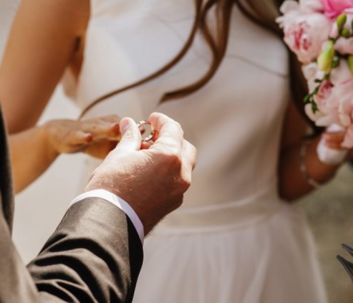 Como Escolher Joias e Alianças para Casamento?