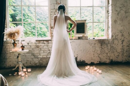 Opções não convencionais para as noivas: conheça outras formas para se vestir no dia do sim!